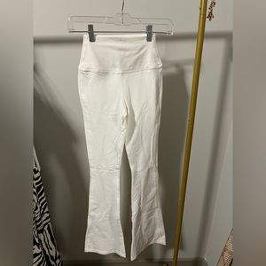 Splits59 size XS white flare leggings!
